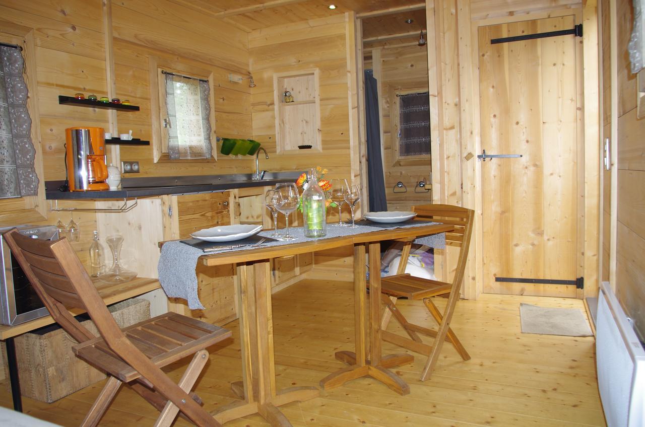 Camping Les Portes Du Beaujolais Anse Eksteriør billede