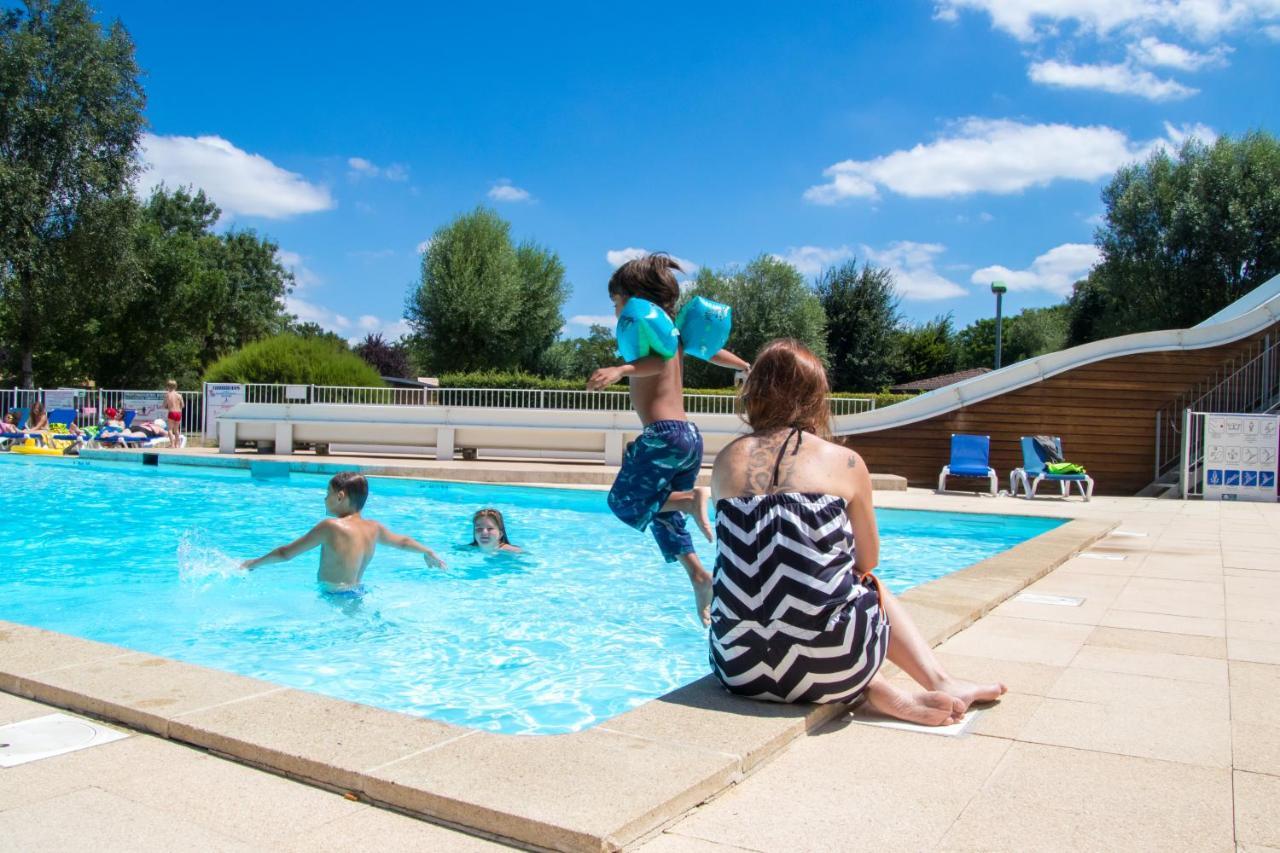 Camping Les Portes Du Beaujolais Anse Eksteriør billede